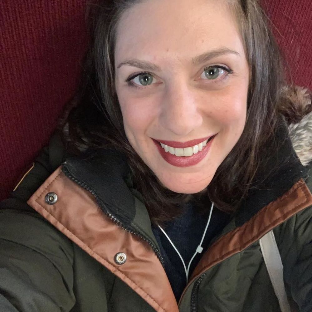 Meet your Posher, Danielle